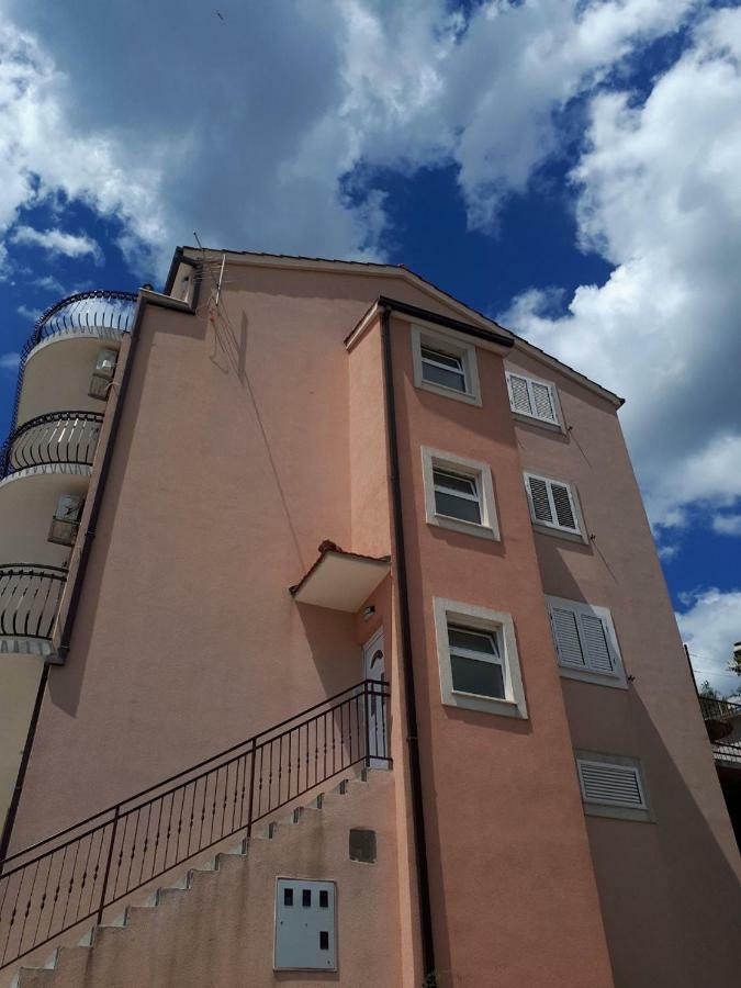Apartment One Split Exterior photo